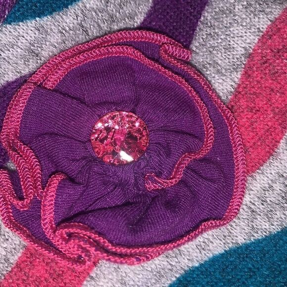 Poncho    - Picture 7 of 8